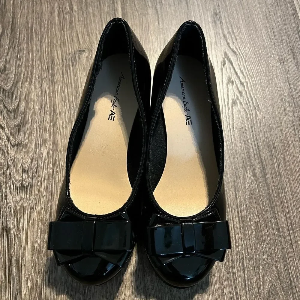 American Eagle Mairin Black Patent Wedge Heel Kids  Girls Dress Shoes sz 11